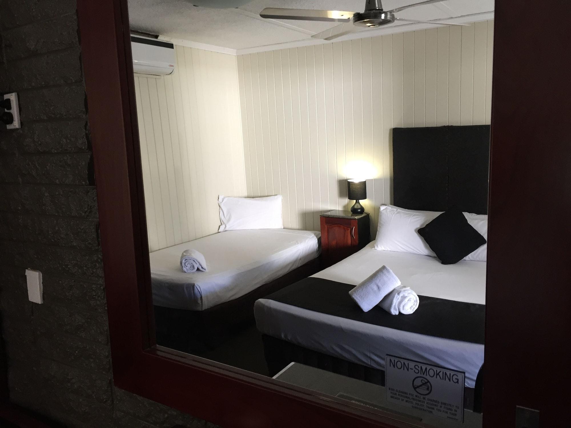 Country Plaza Motor Inn Mackay Εξωτερικό φωτογραφία