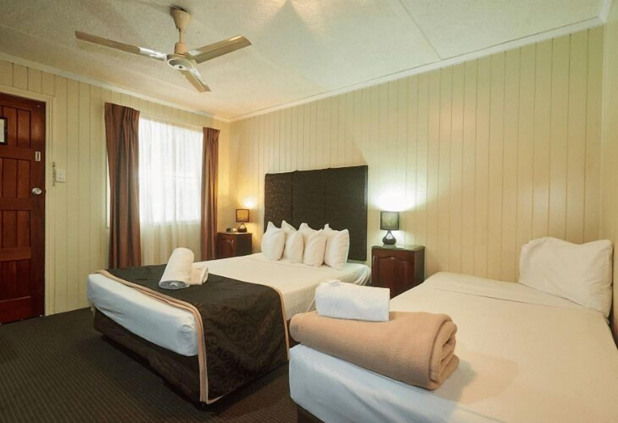 Country Plaza Motor Inn Mackay Εξωτερικό φωτογραφία